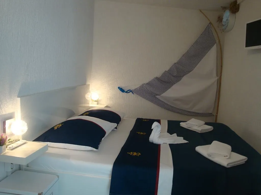 Apartments Tila Drage Croatia