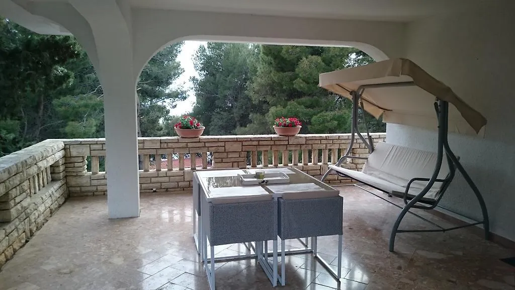 Apartments Tila Drage 0*,