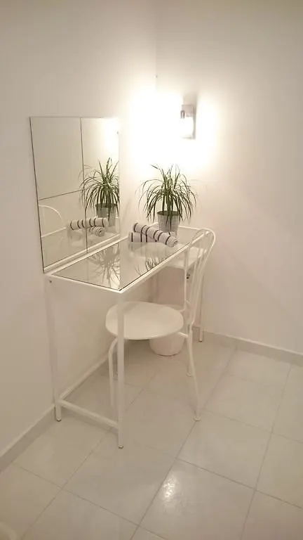 Apartments Tila Drage