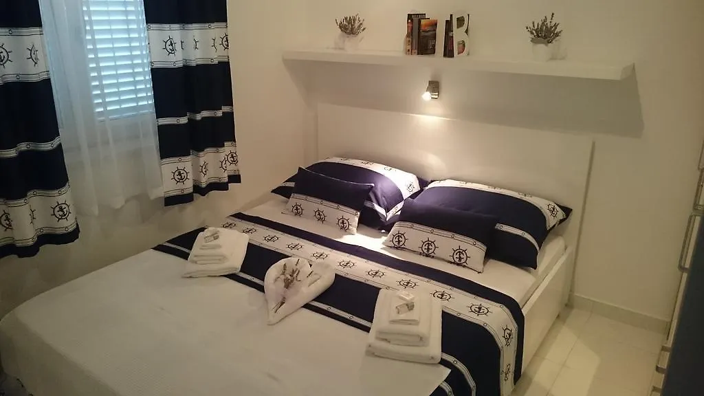 Apartments Tila Drage