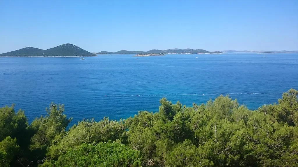 Apartments Tila Drage 0*,