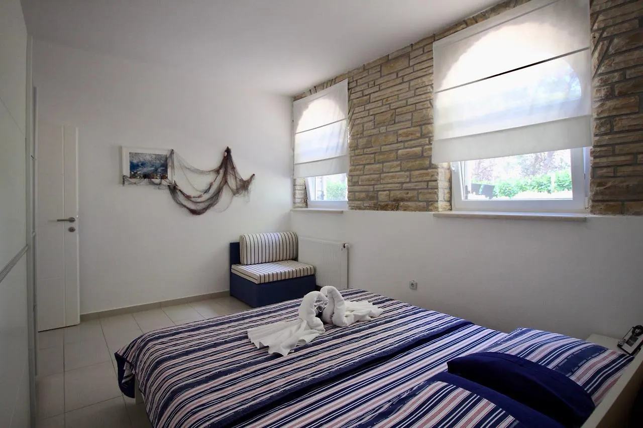 Apartments Tila Drage