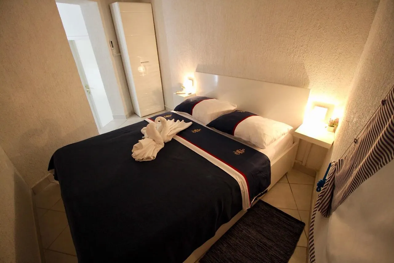 Apartments Tila Drage